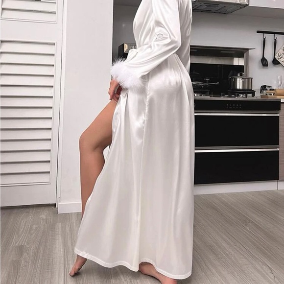 Fuzzy Trim Belted Robe - Picture 3 of 3